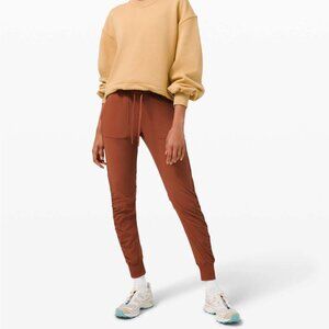 Lululemon Beyond the Studio Jogger Pant Size 6 Dark Terracotta Rust Orange